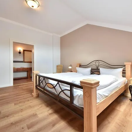 Elisabeth Bernstein アパート *