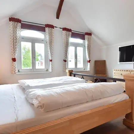 Elisabeth Bernstein アパート *